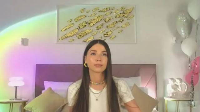 Thumbnail 1, violetta_finch's Stream at Chaturbate, 1 month ago