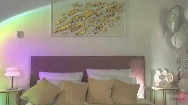 Image 8 of violetta_finch Stream on Chaturbate on 1 month ago