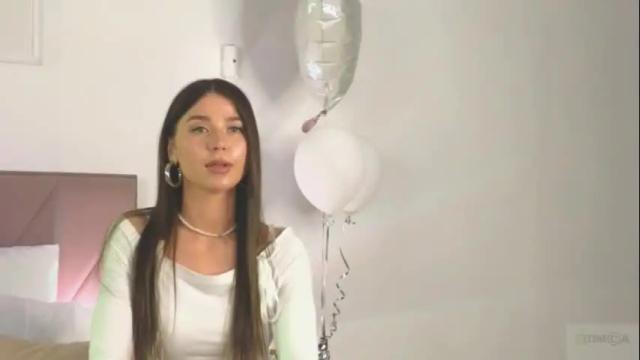 Image 3 of violetta_finch Stream on Chaturbate on 1 month ago