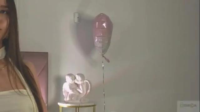 Image 12 of violetta_finch Stream on Chaturbate on 1 month ago