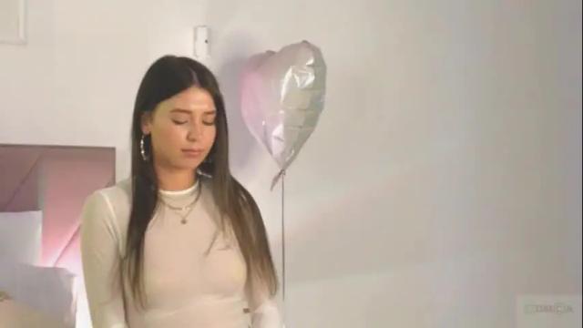 Image 6 of violetta_finch Stream on Chaturbate on 28 days ago
