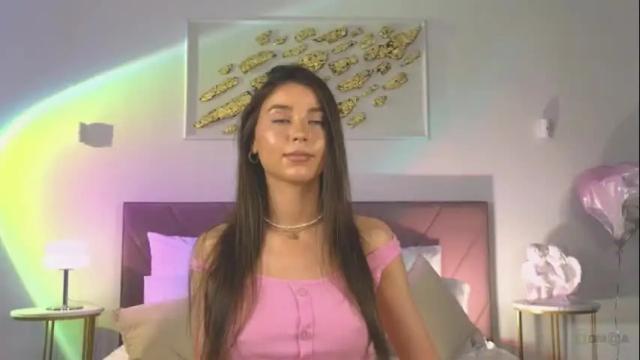 Image 4 of violetta_finch Stream on Chaturbate on 14 days ago