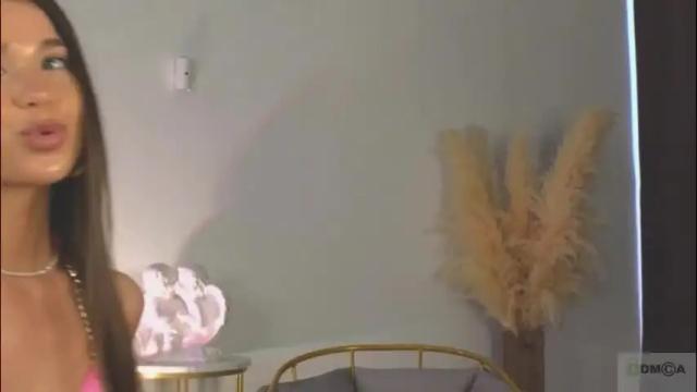 Image 2 of violetta_finch Stream on Chaturbate on 1 day ago