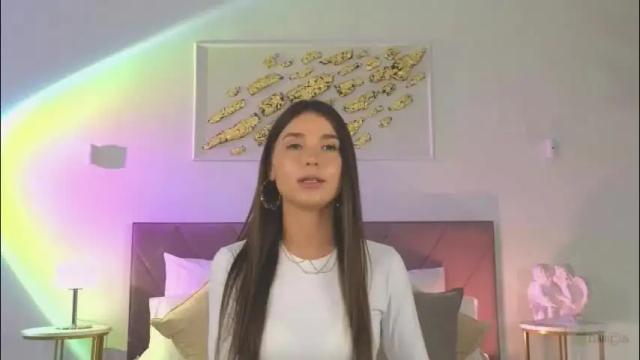 Image 3 of violetta_finch Stream on Chaturbate on 2 months ago