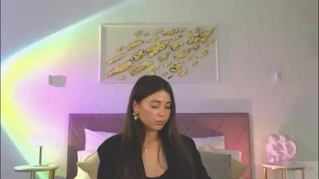 Image 6 of violetta_finch Stream on Chaturbate on 1 month ago