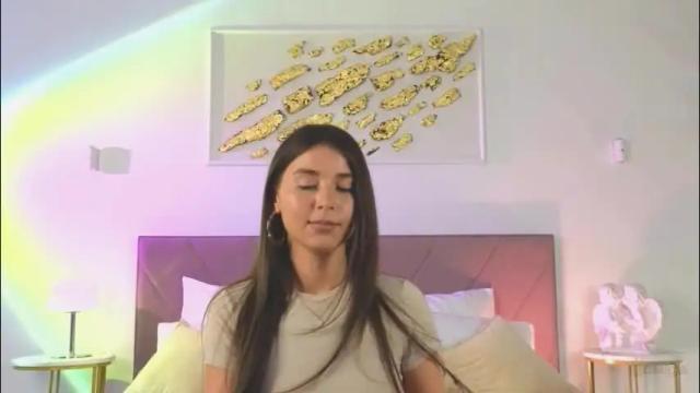Image 8 of violetta_finch Stream on Chaturbate on 1 month ago