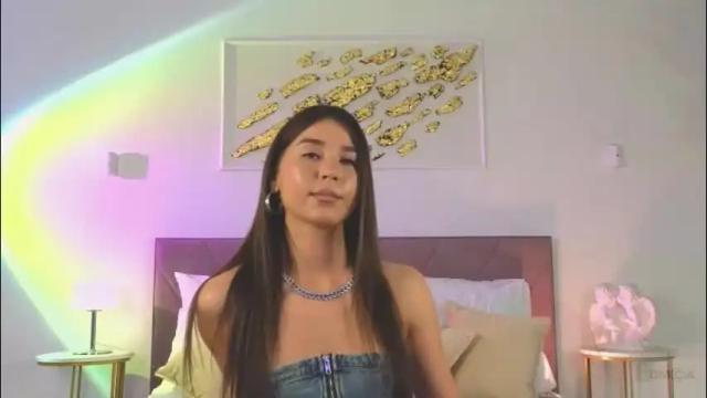 Image 3 of violetta_finch Stream on Chaturbate on 1 month ago
