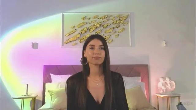 Image 4 of violetta_finch Stream on Chaturbate on 1 month ago