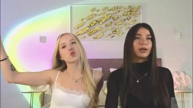 Thumbnail 1, violetta_finch's Stream at Chaturbate, 1 month ago