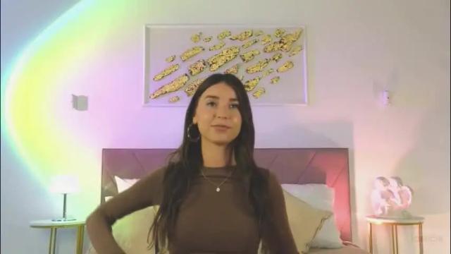 Image 11 of violetta_finch Stream on Chaturbate on 27 days ago