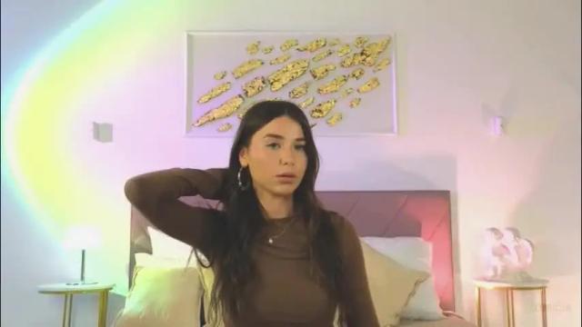 Image 7 of violetta_finch Stream on Chaturbate on 27 days ago