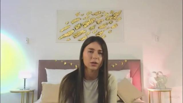 Image 10 of violetta_finch Stream on Chaturbate on 6 days ago