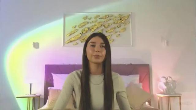 Image 2 of violetta_finch Stream on Chaturbate on 6 days ago