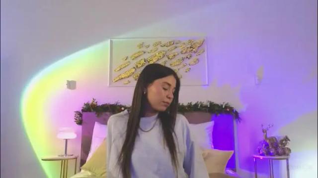 Image 7 of violetta_finch Stream on Chaturbate on 17 days ago