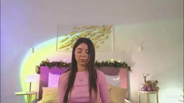 Image 2 of violetta_finch Stream on Chaturbate on 11 days ago