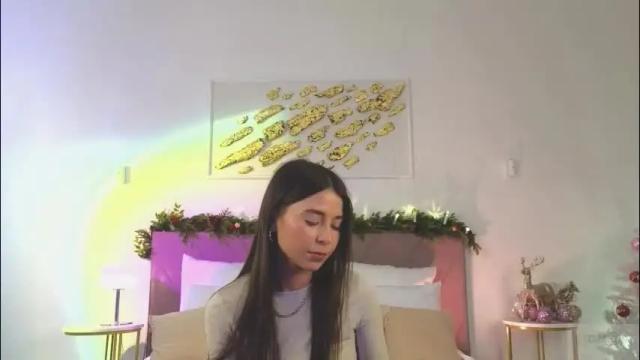 Image 2 of violetta_finch Stream on Chaturbate on 10 days ago