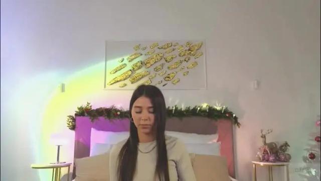 Image 3 of violetta_finch Stream on Chaturbate on 10 days ago
