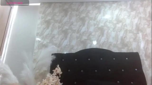 Image 10 of violetta_jhonson_v Stream on Chaturbate on 1 month ago