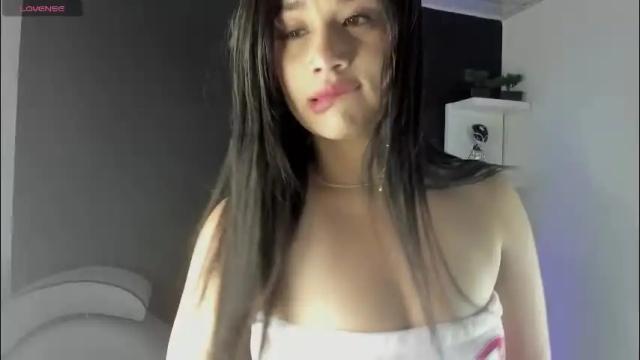 Image 12 of violetta_jhonson_v Stream on Chaturbate on 1 month ago