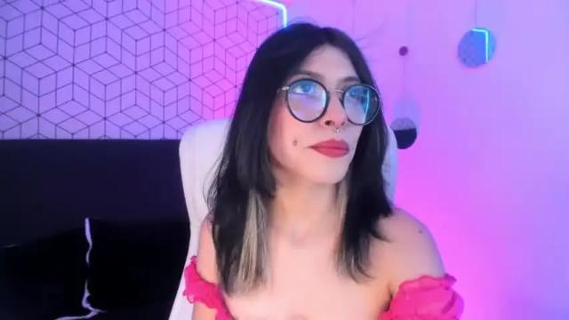 Thumbnail 1, violetta_nur's Stream at Chaturbate, 13 months ago