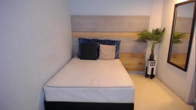 Image 2 of violetta_rainbow Stream on Chaturbate on 1 month ago