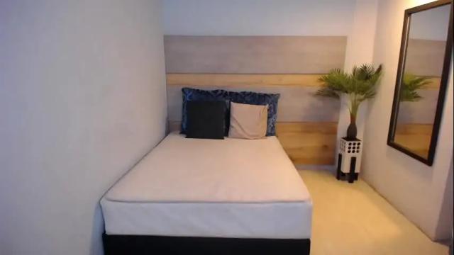 Image 3 of violetta_rainbow Stream on Chaturbate on 1 month ago
