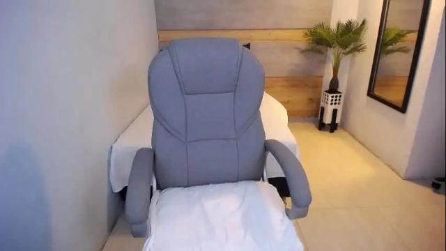 Image 10 of violetta_rainbow Stream on Chaturbate on 23 days ago