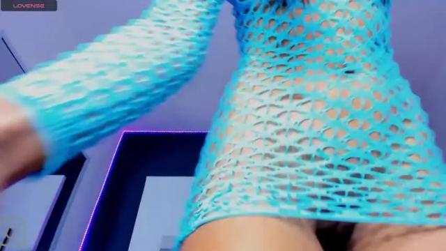 Image 6 of violetta_rua Stream on Chaturbate on 21 months ago