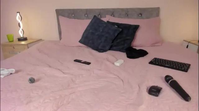 Image 12 of violetta_swift_ Stream on Chaturbate on 1 month ago