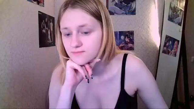 Image 10 of violetta_xbaby Stream on Chaturbate on 18 months ago