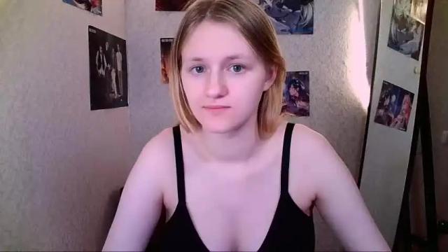 Image 2 of violetta_xbaby Stream on Chaturbate on 18 months ago