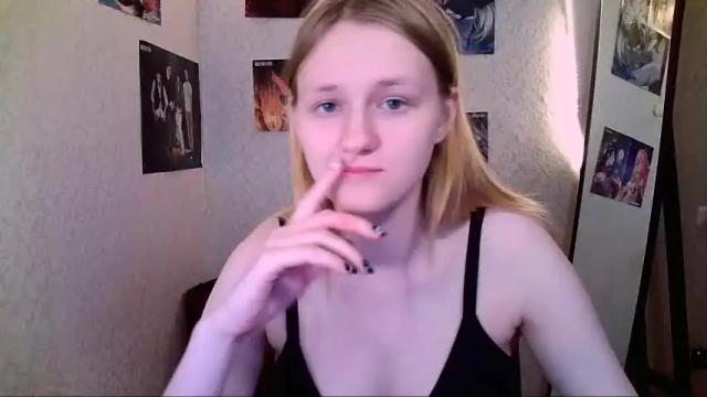 Image 9 of violetta_xbaby Stream on Chaturbate on 18 months ago