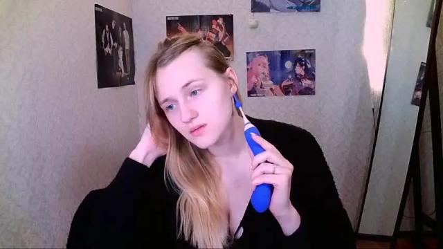 Image 4 of violetta_xbaby Stream on Chaturbate on 20 months ago
