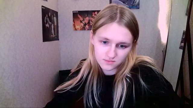 Image 7 of violetta_xbaby Stream on Chaturbate on 17 months ago