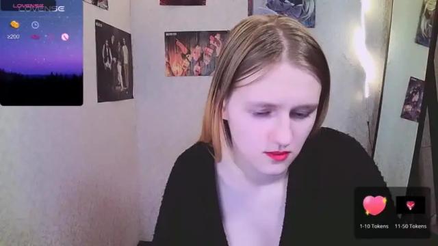 Image 8 of violetta_xbaby Stream on Chaturbate on 16 months ago