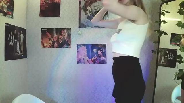 Image 4 of violetta_xbaby Stream on Chaturbate on 11 months ago