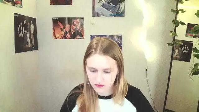 Image 10 of violetta_xbaby Stream on Chaturbate on 11 months ago