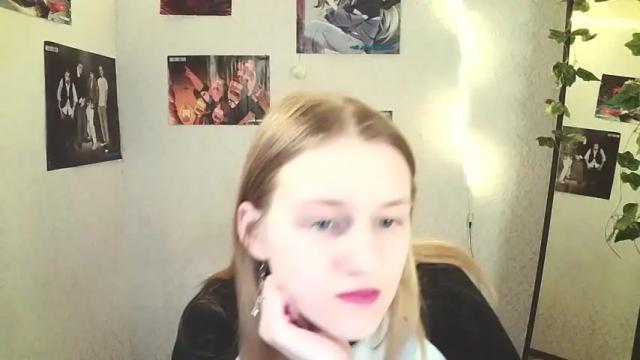 Image 7 of violetta_xbaby Stream on Chaturbate on 11 months ago