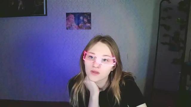 Image 5 of violetta_xbaby Stream on Chaturbate on 11 months ago