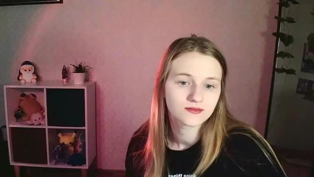 Image 4 of violetta_xbaby Stream on Chaturbate on 11 months ago