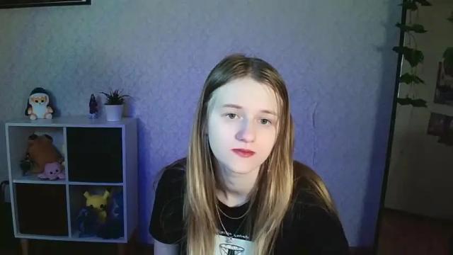 Image 9 of violetta_xbaby Stream on Chaturbate on 11 months ago