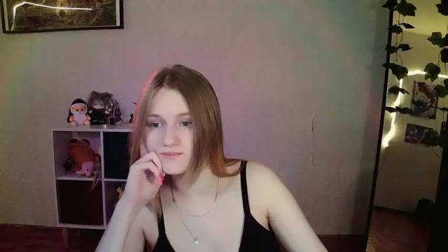 Image 7 of violetta_xbaby Stream on Chaturbate on 14 months ago