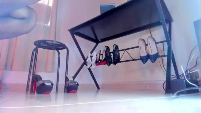 Image 2 of violettastrada Stream on Chaturbate on 2 months ago