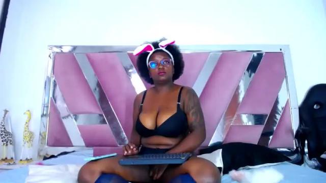 Image 8 of violettathompson Stream on Chaturbate on 20 months ago