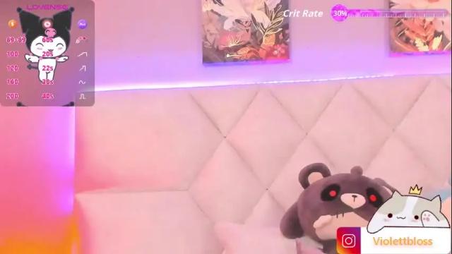 Image 3 of violettbloss Stream on Chaturbate on 1 month ago