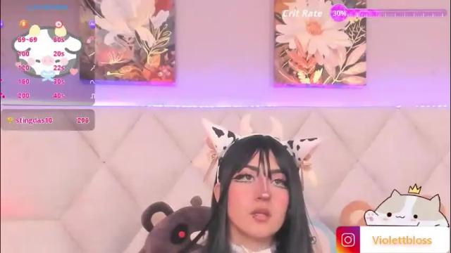 Image 10 of violettbloss Stream on Chaturbate on 1 month ago