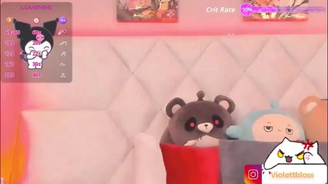 Image 6 of violettbloss Stream on Chaturbate on 29 days ago