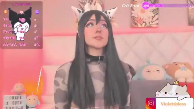 Image 12 of violettbloss Stream on Chaturbate on 1 day ago