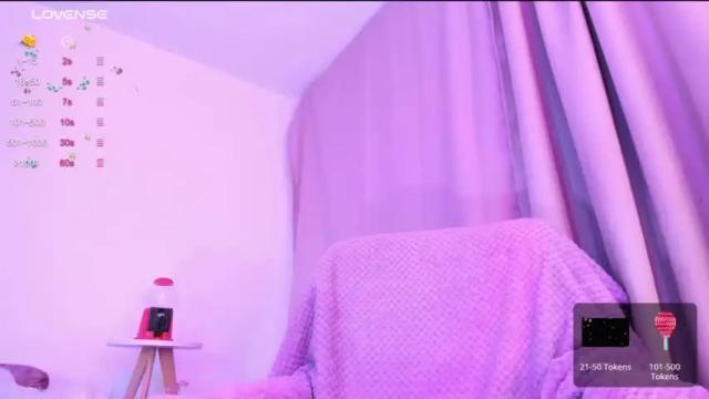 Image 2 of violettbones Stream on Chaturbate on 13 months ago