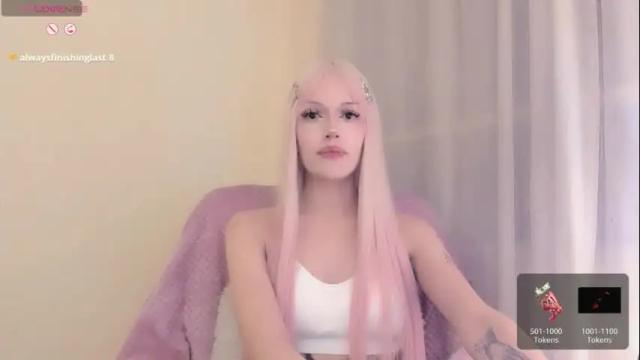 Image 11 of violettbones Stream on Chaturbate on 5 months ago